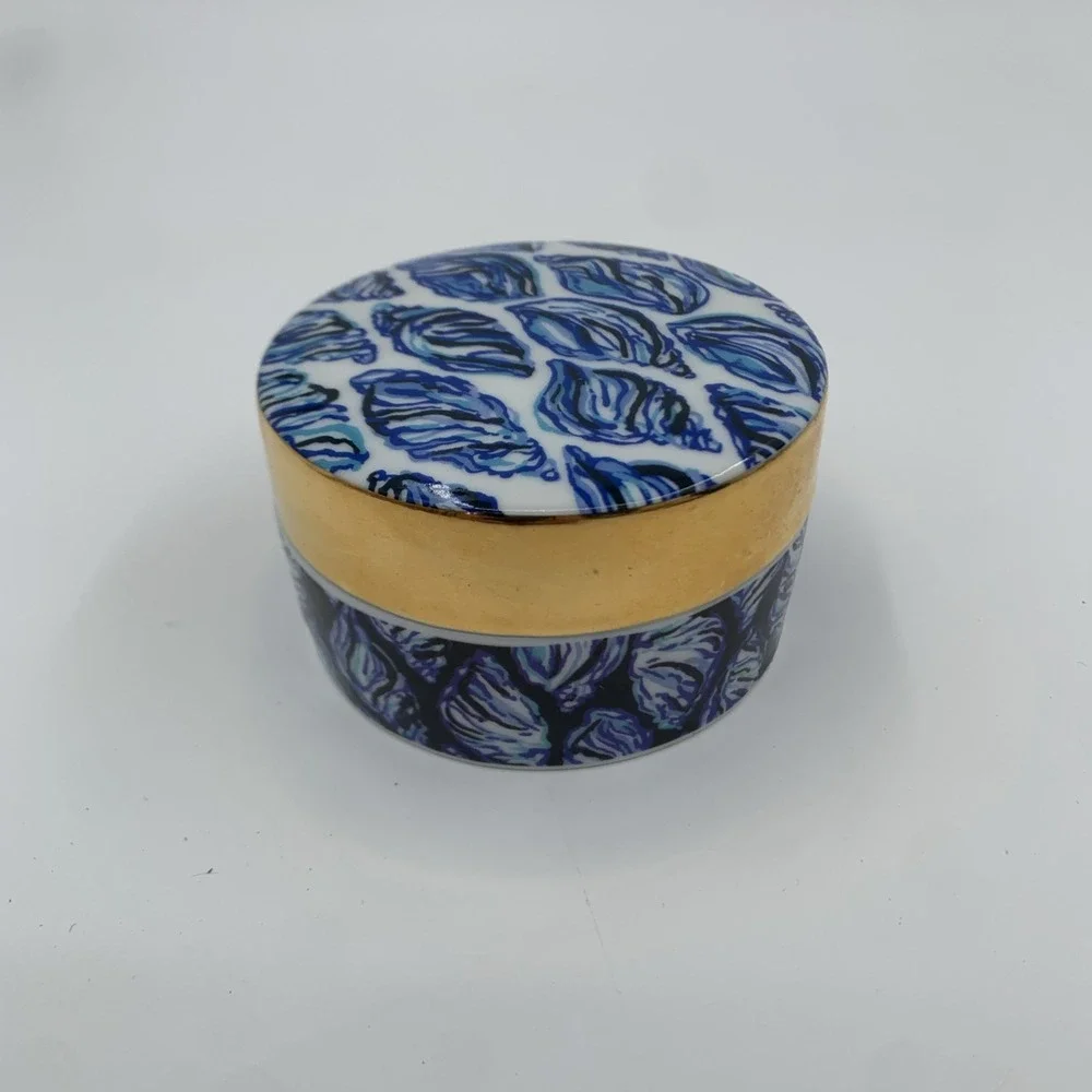 Lily Pulitzer Jewelry Trinket Ring Dish With Lid Shells Coastal Blue Gold Rim